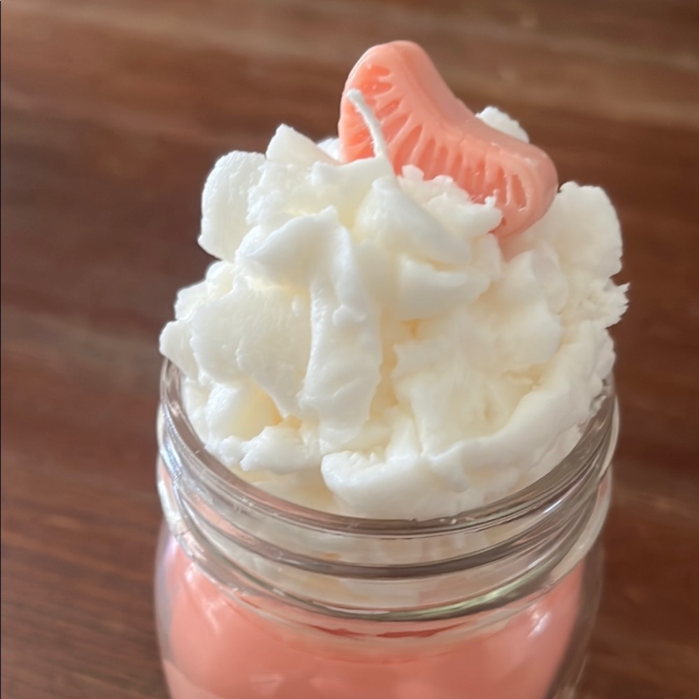 Orange Creamsicle Milkshake Candle - Picture 2 of 6